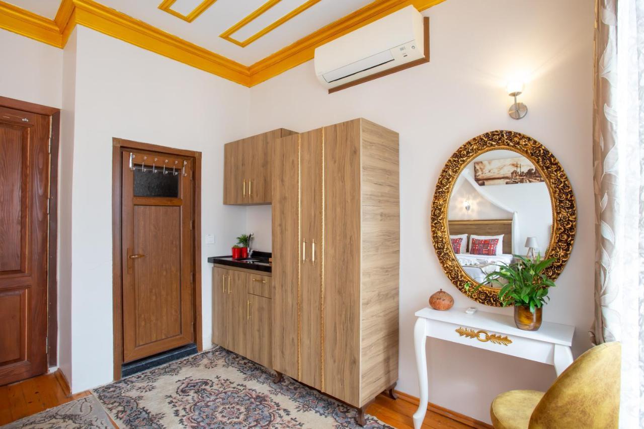 April Hotel Стамбул Экстерьер фото